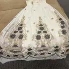 ثلاث فساتين جديده لم تلبس