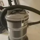 مكنسه وفرن وصندوق شراشف صلاه