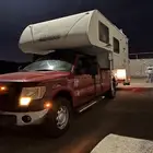 كرفان كامبر امريكي 2008 نظيف مخزن مكلف حول 120 الف