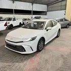 تويوتا كامري E هايبرد 2025