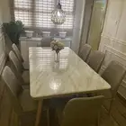 طاولة طعام رخام