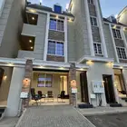 للبيع شقق علويه ممتازه والسعر 520 الف بحى المعارض خميس مشيط