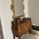 2 طاوله من دمياط مع مدخل ومرايا من المفروشات الامريكيه