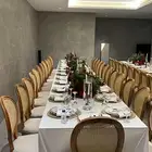 يوجد حفلات و شاشة بالمتر