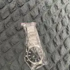ساعة للبيع