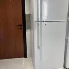 ثلاجة للبيع