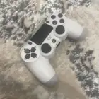 يد سوني فور معدله مافيها شي
