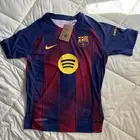 تيشيرت برشلونة الموسم الجديد 2026 نسخة الاعبين مقاس S
