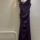 فستان للبيع  مستخدم مرة واحدة