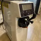 اله ايس كريم للبيع