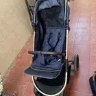عربة أطفال