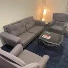 كنب للبيع مع طاولة