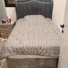 سرير 120 سم بحالة ممتازة مع مرتبة جيدة - 250 ريال