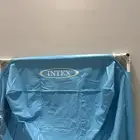 مسبح نظيف ومنقي هواء يبي له فلتر جديد