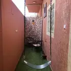 شقة مفروشة وصغيرة وأرضية بمدخل خاص للإيجار