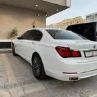 للبيع الفئة السابعه 730li مواصفات 740