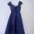 3 فساتين للبيع