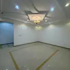 شقه واسعه ونظيفه بفيلا للايجار 4 غرف وصاله بالدور الاول