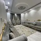 كنب رمادي مخمل للبيع شبه جديد