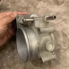 دعسة بنزين (ثروتل) جيب لاندكروزر مديل 2015 ثمانيه سرندل