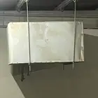 برا ة ماء معلقة