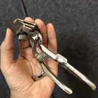 مكينة حلاقة قديمه.