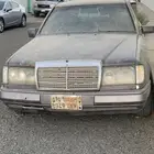 مرسيدس E200