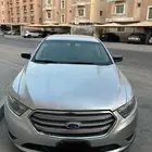فورد تورس