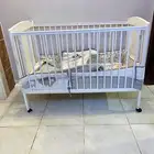 سرير بالمرتبه والمفرش نظيف وجديد ب250