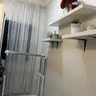 للبيع تسريحه كامله مع ستاره بيضاء وكرسي طويل وعلاقه ملابس