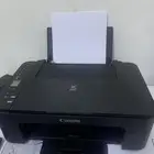 طابعه كانون جوال ولابتوب جديده ماصار لها اسبوع عندي والحبر