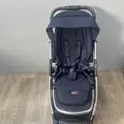 عربة ماماز اند باباز