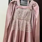 فساتين سهره لبسه واحده 4 ساعات