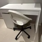مكتب مع كرسي ( ايكيا )