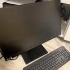كمبيوتر للبيع