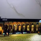 للبيع شاشه نظيفه جدا  مقاس 65 بوصه ذكيه اسيفر داخلي