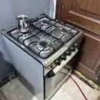 بوتاجاز وتلاجه صغيره وديب فريزر 200 لتر للبيع