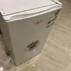 ثلاجه للبيع صغيره تبريدها ممتاز نظيفه جدا خط 220