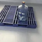 طبلية بلاستيك مقاس كبير اللون ازرق مع دبة مويه