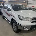 للبيع هايلوكس 2016 GLX دبل بنزين وتماتيك