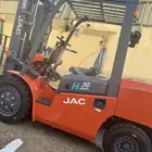 كرين للايجار رافعه شوكية بوبكات ايجار يومي وشهري