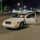 فورد كراون فكتوريا 2010 للبدل