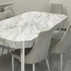 عندي طاولة طعام وكنب صاله للبيع