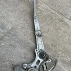 للبيع دينامو مساحات دينامو قزاز قطع لاندكروزر من 99 وفوق