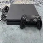 بلايستيشن 4 مع يد مع 4 شرطان مستعمل للبيع