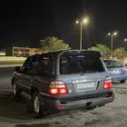 جيب لاند كروزر موديل 2004