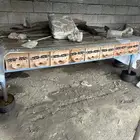 ثمانية صناديق نحل للبيع