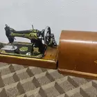 ماكينه خياطة قديمه يدويه