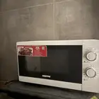 مايكرويف استخدام نظيف