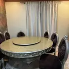 طاوله طعام